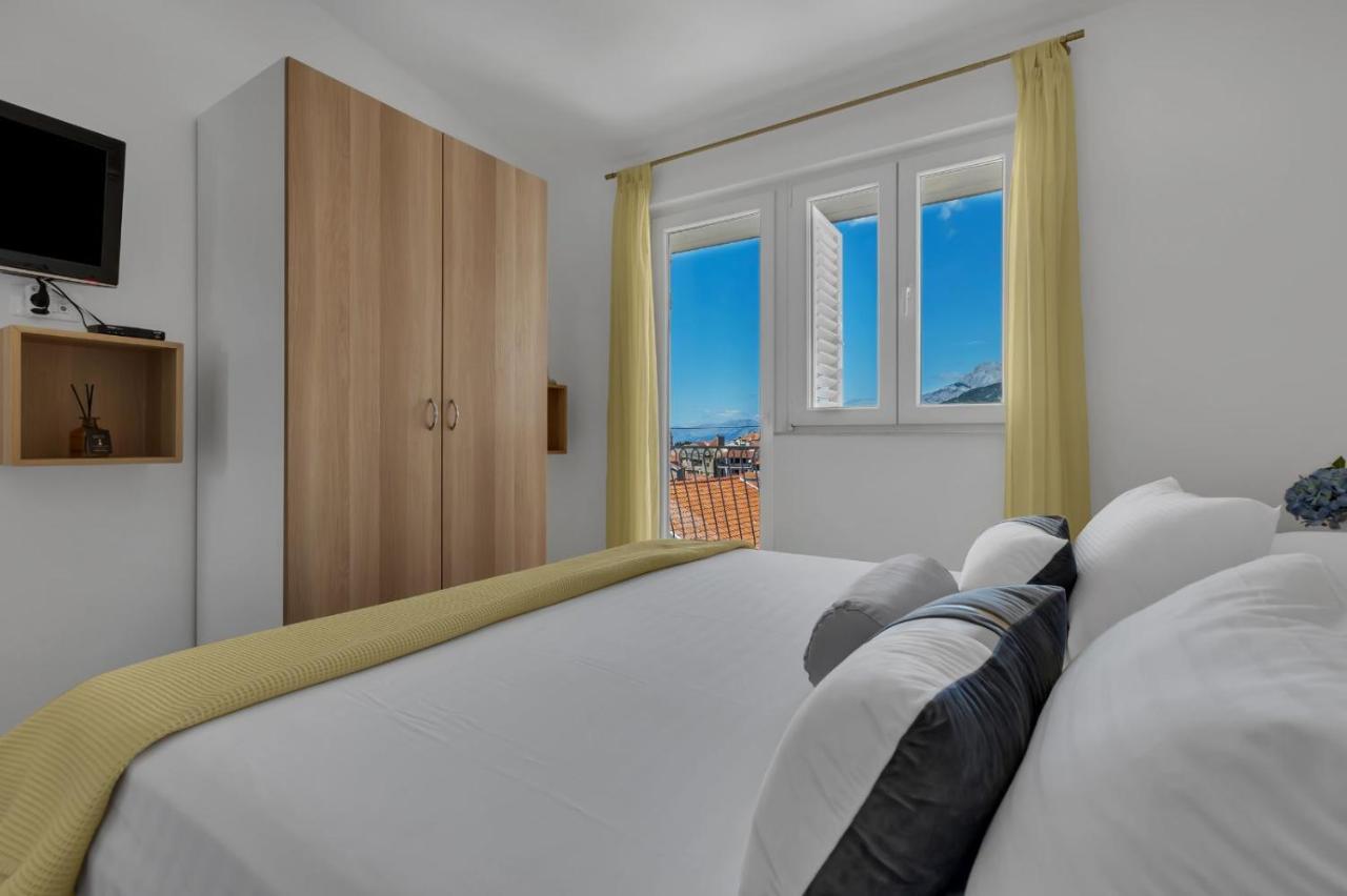 Ana Apartment Макарска Екстериор снимка